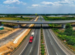 'Mới nghe Quốc hội thảo luận, giá đất vành đai 4 đã sôi lên'